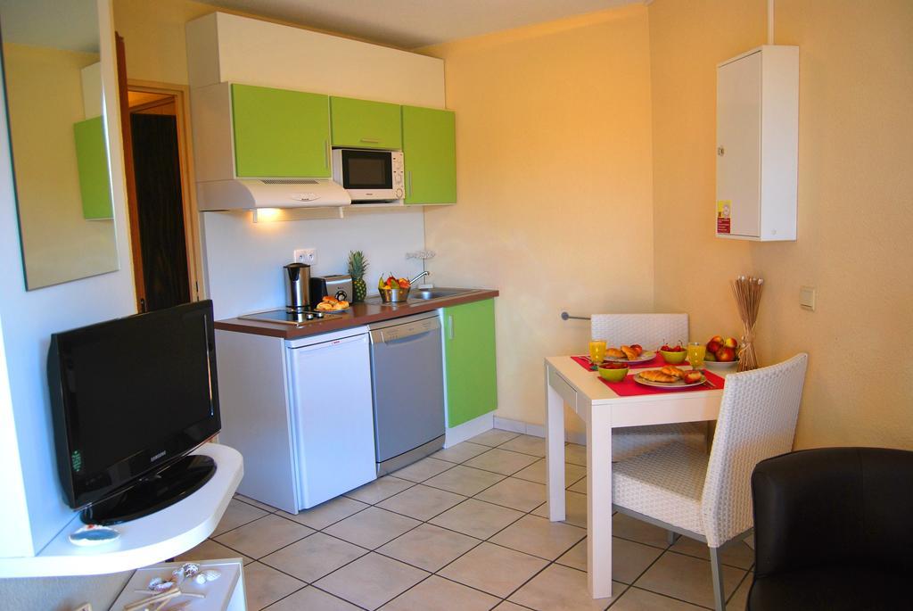 Lagrange Grand Bleu Vacances - Residence Les Jardins De Neptune Saint-Cyprien  Exterior photo