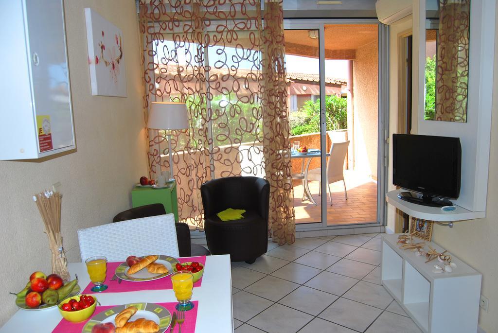 Lagrange Grand Bleu Vacances - Residence Les Jardins De Neptune Saint-Cyprien  Exterior photo