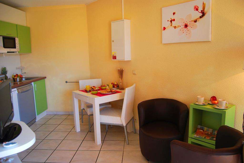 Lagrange Grand Bleu Vacances - Residence Les Jardins De Neptune Saint-Cyprien  Exterior photo